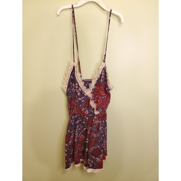 Romper - Picture 1 of 3